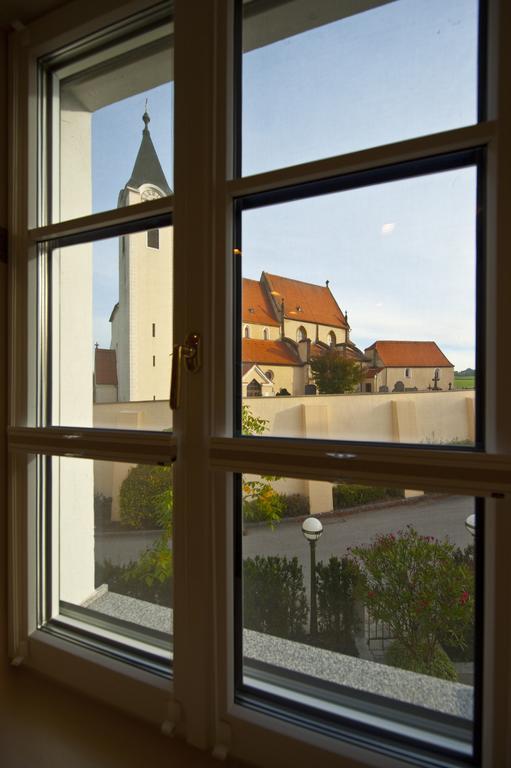 Landgasthof Winter Ardagger Stift Экстерьер фото